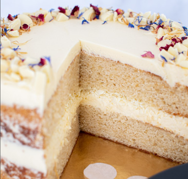 tarta de chocolate blanco y maracuyá